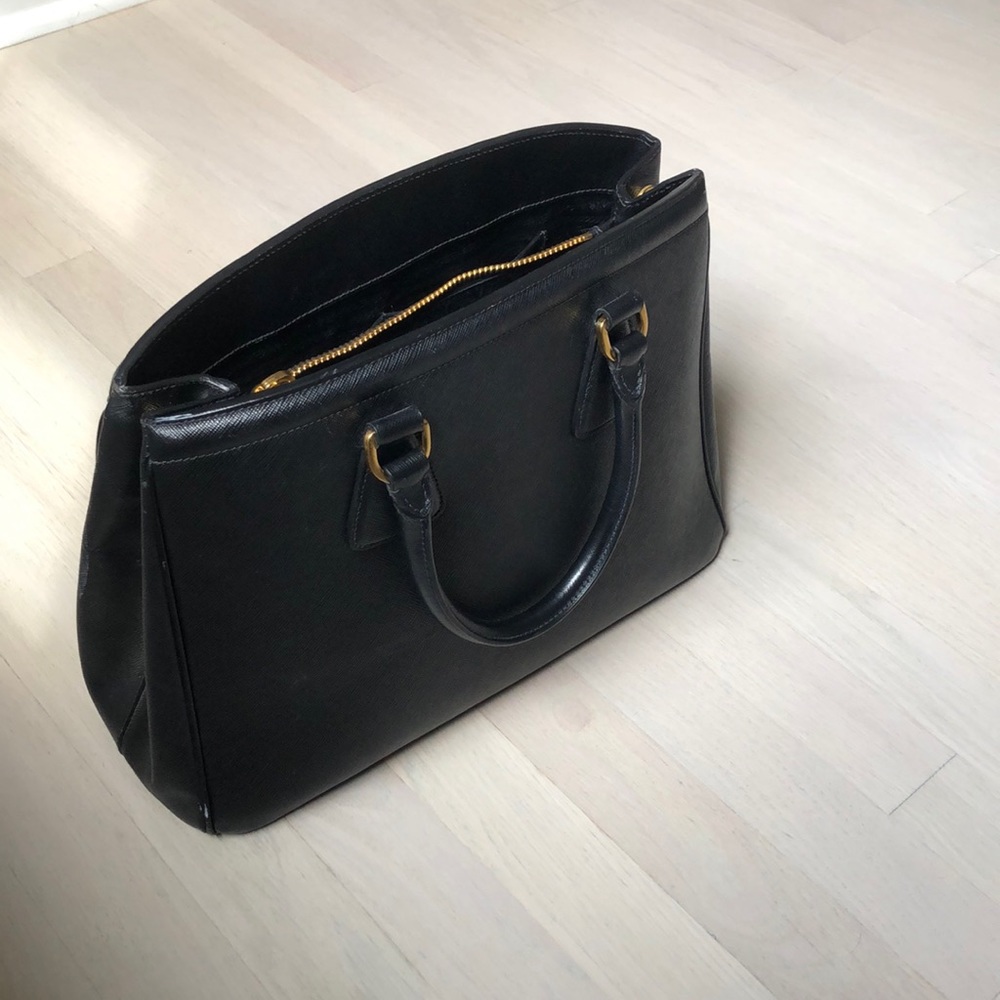 Prada Black Tote Bag - Picture 3 of 15